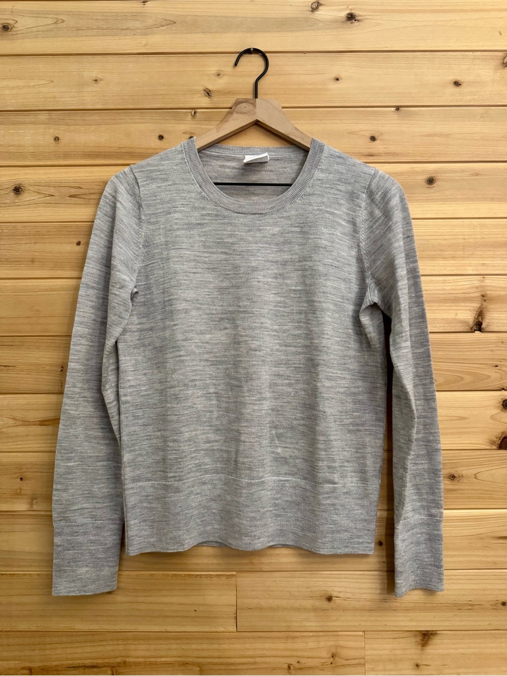 GAP Small Extra Fine Merino Wool Crewneck Sweater Natural Fibers Cozy Winter